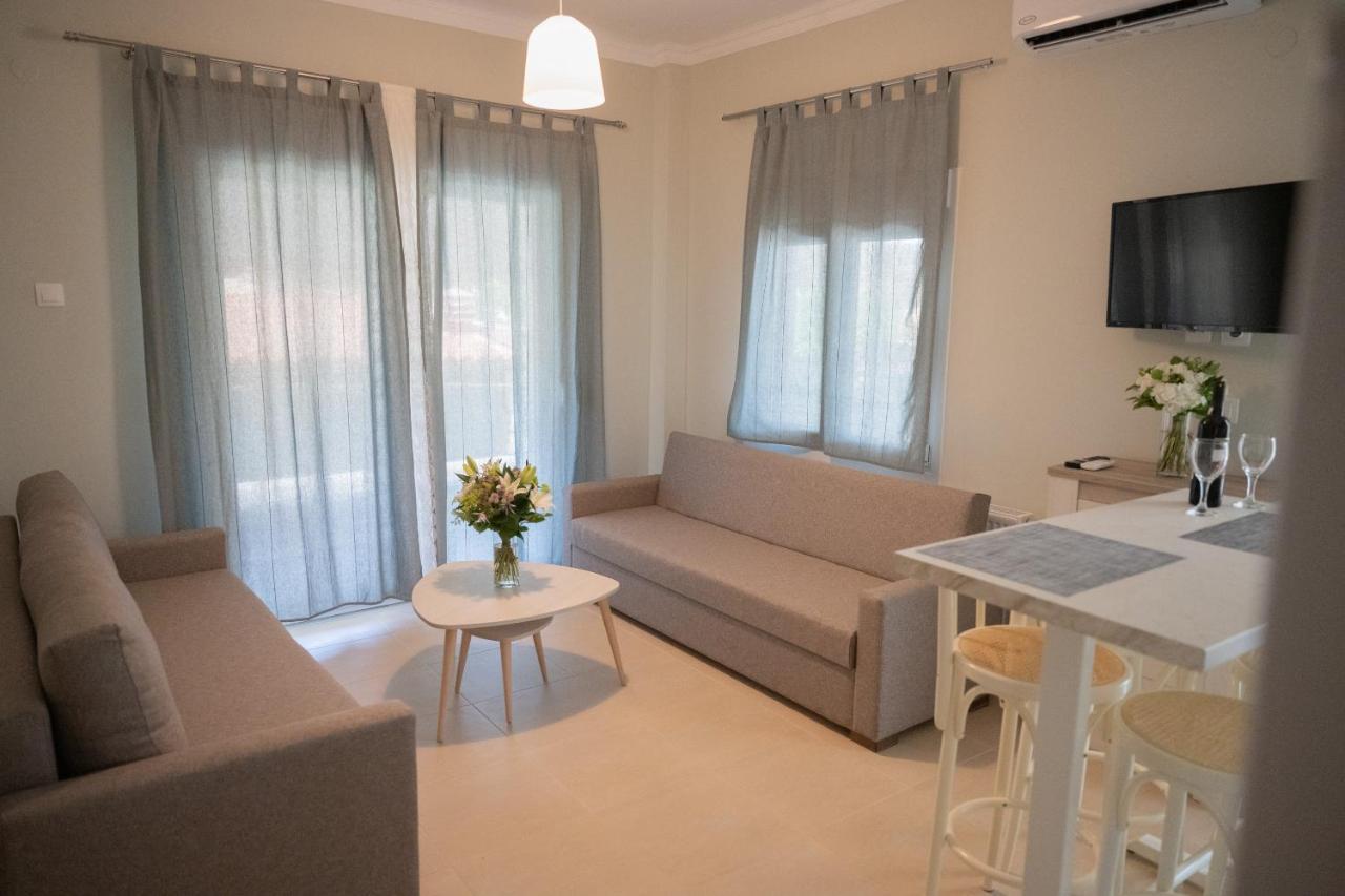 Zoe Seaview Apartment By Rentalspro - Nea Moudania Halkidiki Dış mekan fotoğraf